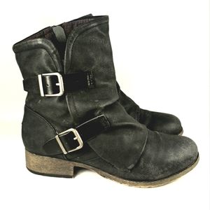 Jelly Pop Ivey  Black Vegan Leather, Double Buckle, Double Zip Bootie. Wmn 8M